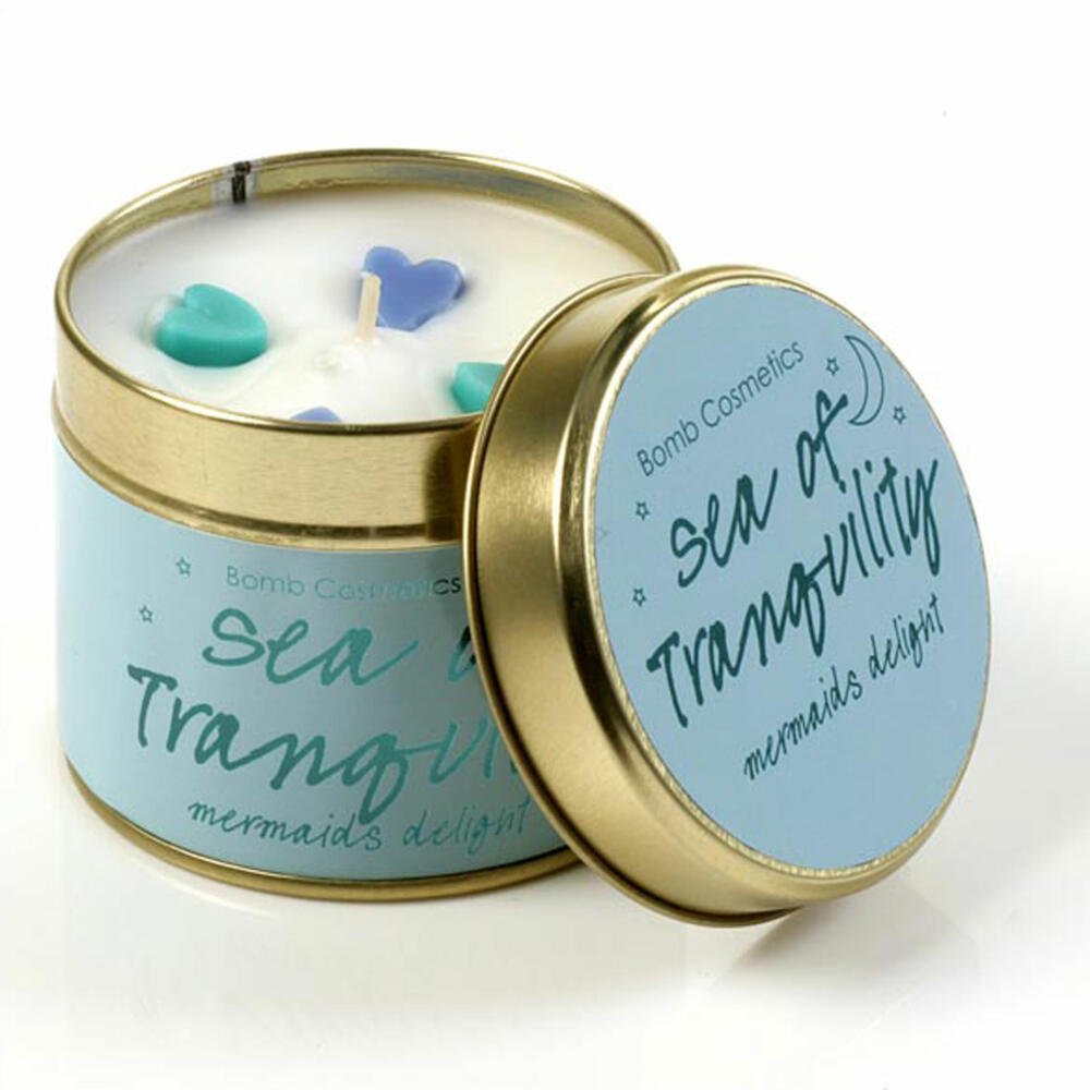 Bomb Cosmetics Scented Candle in Tin Sea of Tranquility, Tin Candle, Blue, PSEATRA04