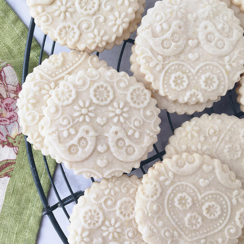 Folkroll Teigrolle Folk Tauben, groß, 43 cm, Nudelholz, Prägerolle, Muster, Motiv, Rolle, Buchenholz, 330234