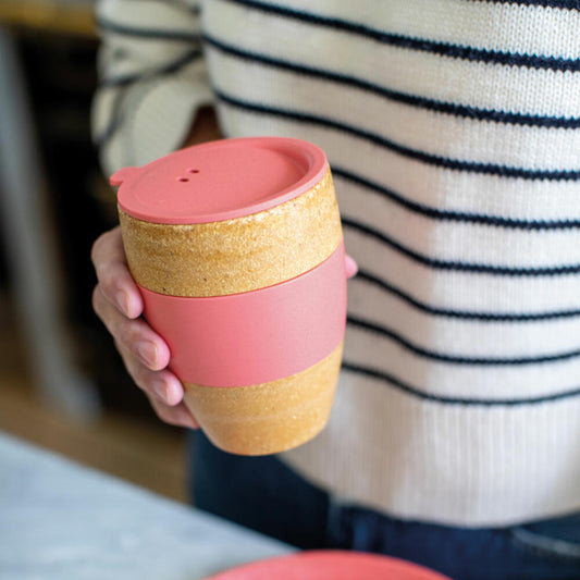 Koziol Thermo Mug with Lid Aroma To Go 2.0, Insulated Mug, Plastic-Wood Mix, Nature Coral, 400 ml, 7589704