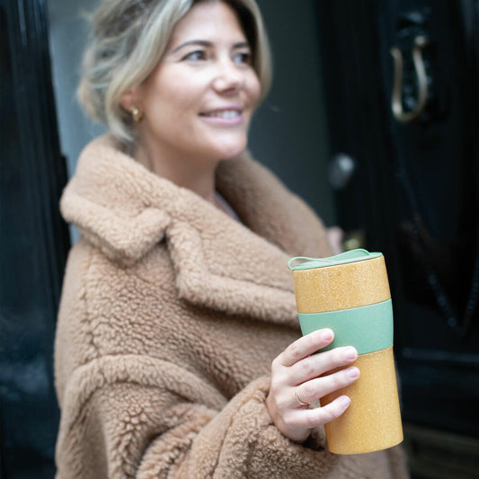 Koziol Thermo Mug with Lid Aroma To Go XL, Insulated Mug, Plastic-Wood Mix, Nature Desert Sand, 700 ml, 7243700