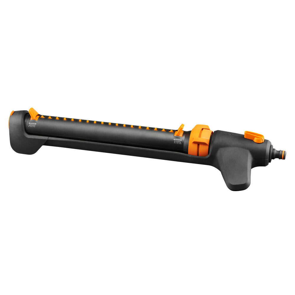 Fiskars Oszillierender Sprinkler mit On-Off-Schalter, Rasensprenkler, Rasensprüher, Bewässerung, Kunststoff, Silikon, Schwarz, Orange, 1027028