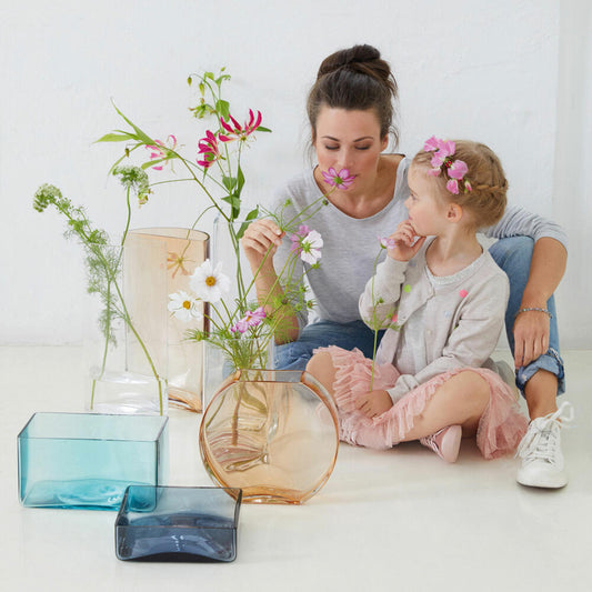 Leonardo Centro Vase Dreieck, 2er Set, Blumenvase, Glasvase, Tischvase, Dekovase, Blumentopf, Glas, 34 cm, 046942