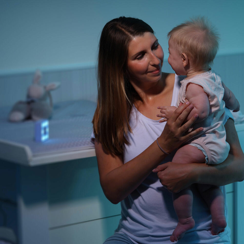 reer NightGuide Wickel-Licht, mit Bewegungssensor, Wickellicht, Nachtlicht, Dämmerungssensor, 52020