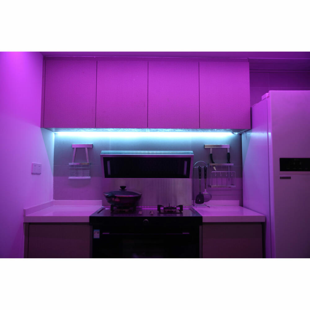 Yeelight LED Streifen Aurora Lightstrip Plus, Light Strip, Dimmbar, Erweiterbar, Smarte Steuerung, RGB, 2 Meter, DD0043W0EU