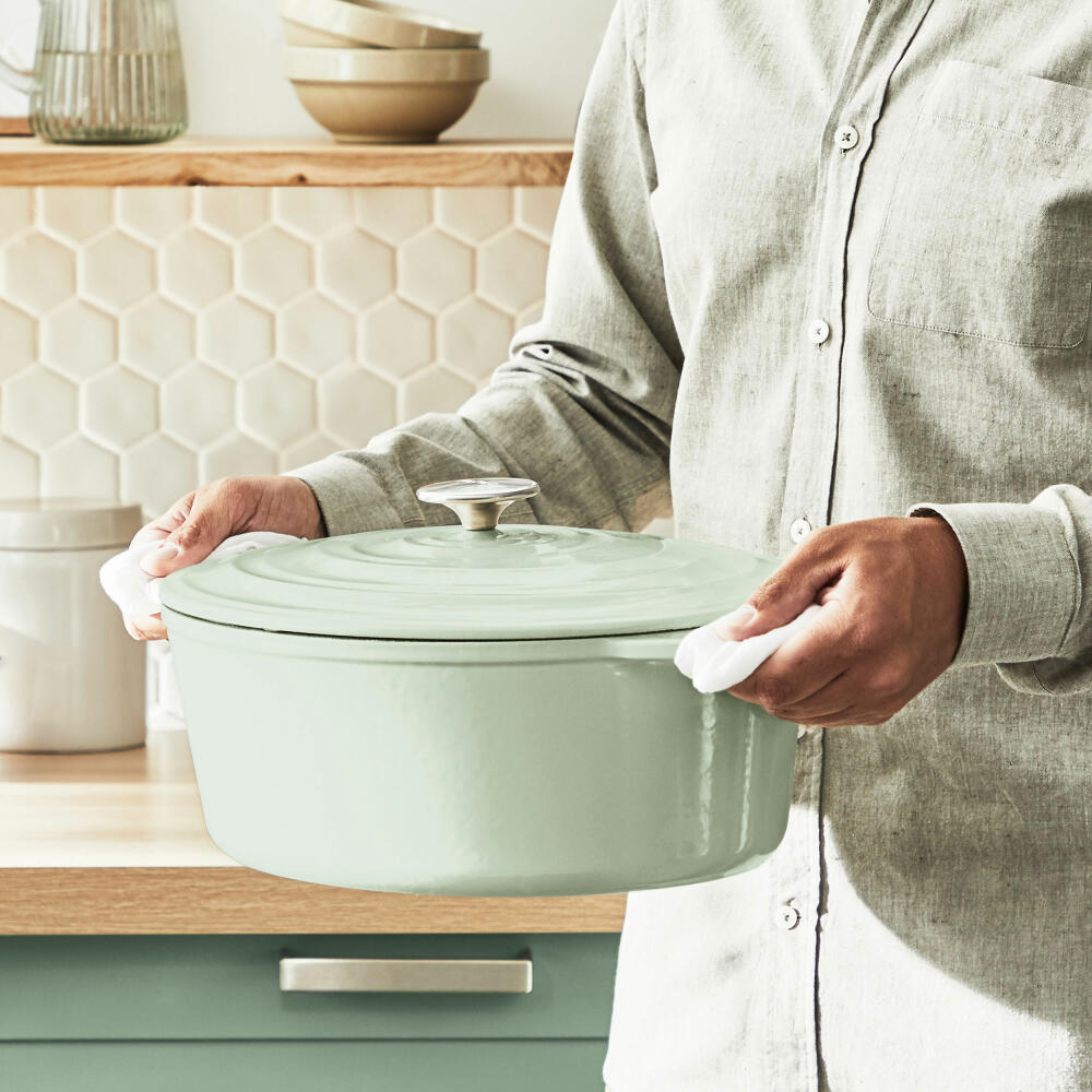 Tefal Lov Ovaler Bräter, Schmortopf, Kochtopf, Induktionsgeeignet, Gusseisen, Hellgrün, 34 cm, E25806