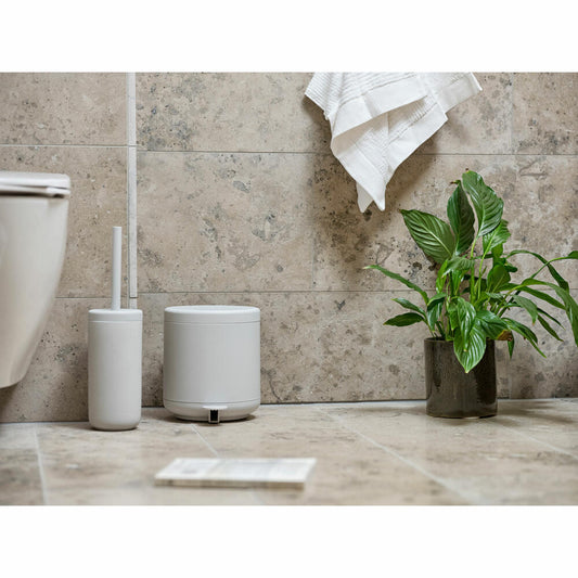 Zone Denmark Pedaleimer Ume, Treteimer, Mülleimer, Kosmetikeimer, Badeimer, ABS, Soft Grey, 4 L, 331931