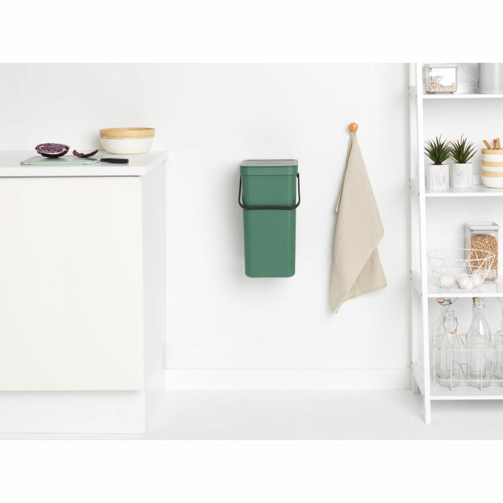 Brabantia Abfallbehälter Sort & Go, Abfalleimer, Mülleimer, Kunststoff, Fir Green, 16 L, 129827