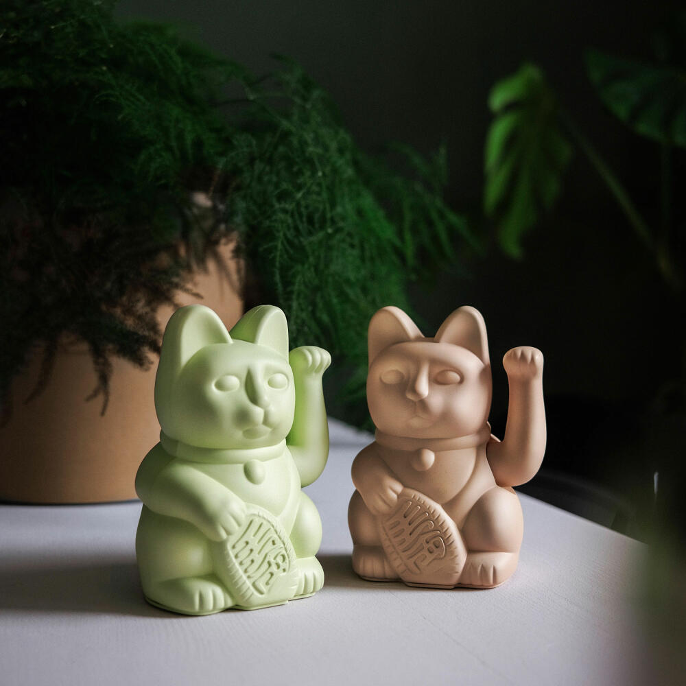 Donkey Products Lucky Cat Maneki Neko, Winkekatze, Glücksbringer, Kunststoff, Ocker, 15 cm, 330549