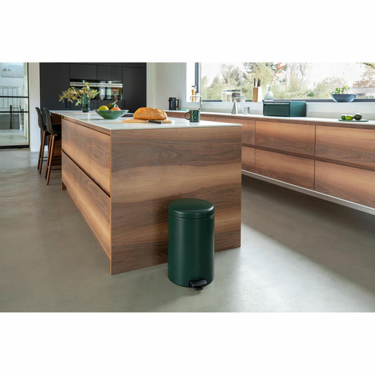 Brabantia Treteimer NewIcon, Abfalleimer, Mülleimer, Stahl, Pine Green, 20 L, 304064