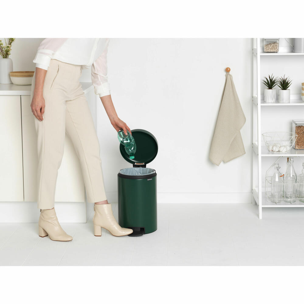 Brabantia Treteimer NewIcon, Abfalleimer, Mülleimer, Stahl, Pine Green, 12 L, 304040