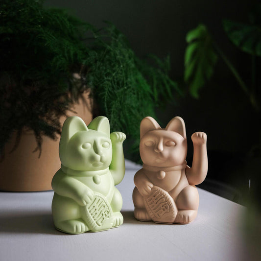 Donkey Products Lucky Cat Maneki Neko, Winkekatze, Glücksbringer, Kunststoff, Light Green, 15 cm, 330548