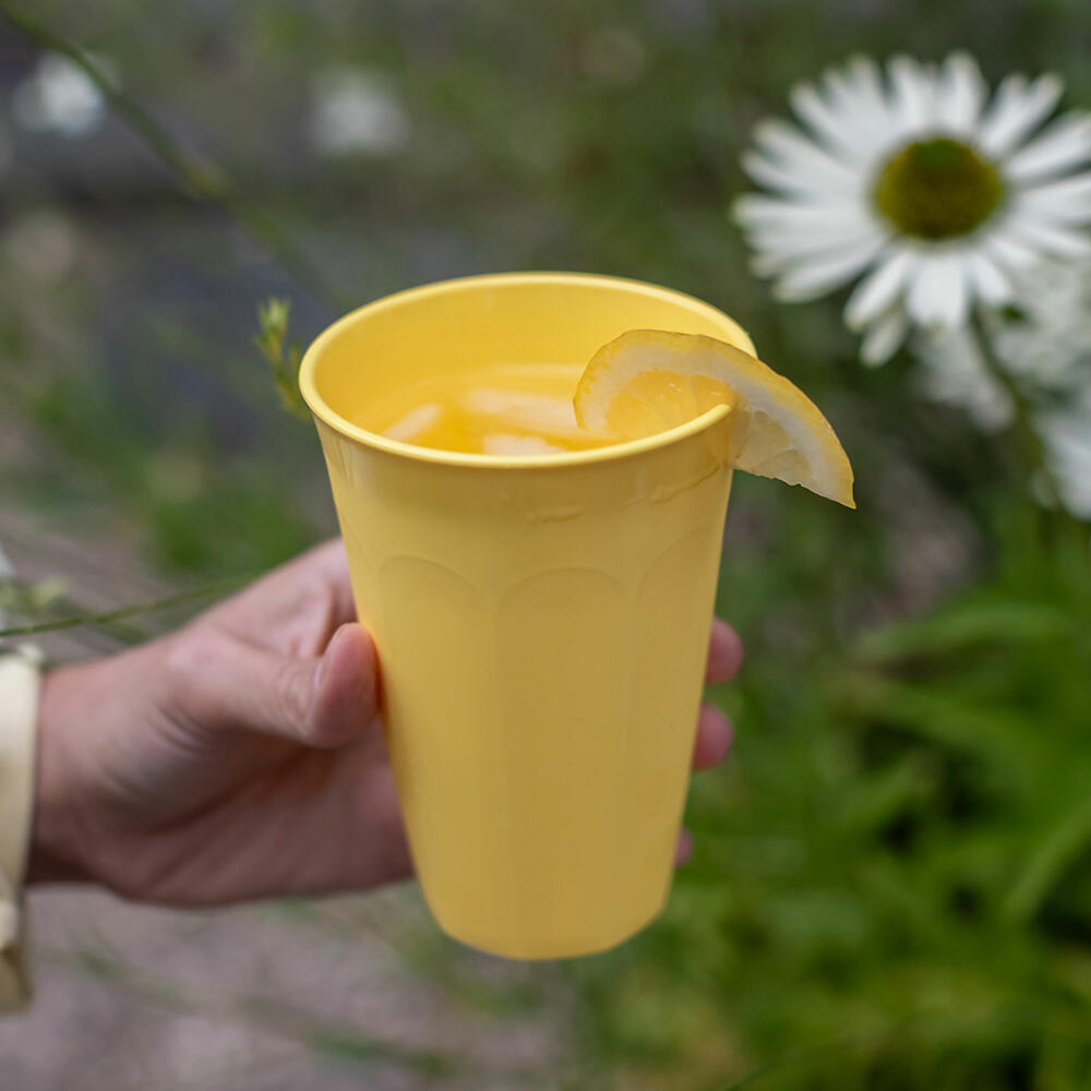 Koziol Becher Nora L, drinking cup, plastic, Strong Yellow, 450 ml, 8062724