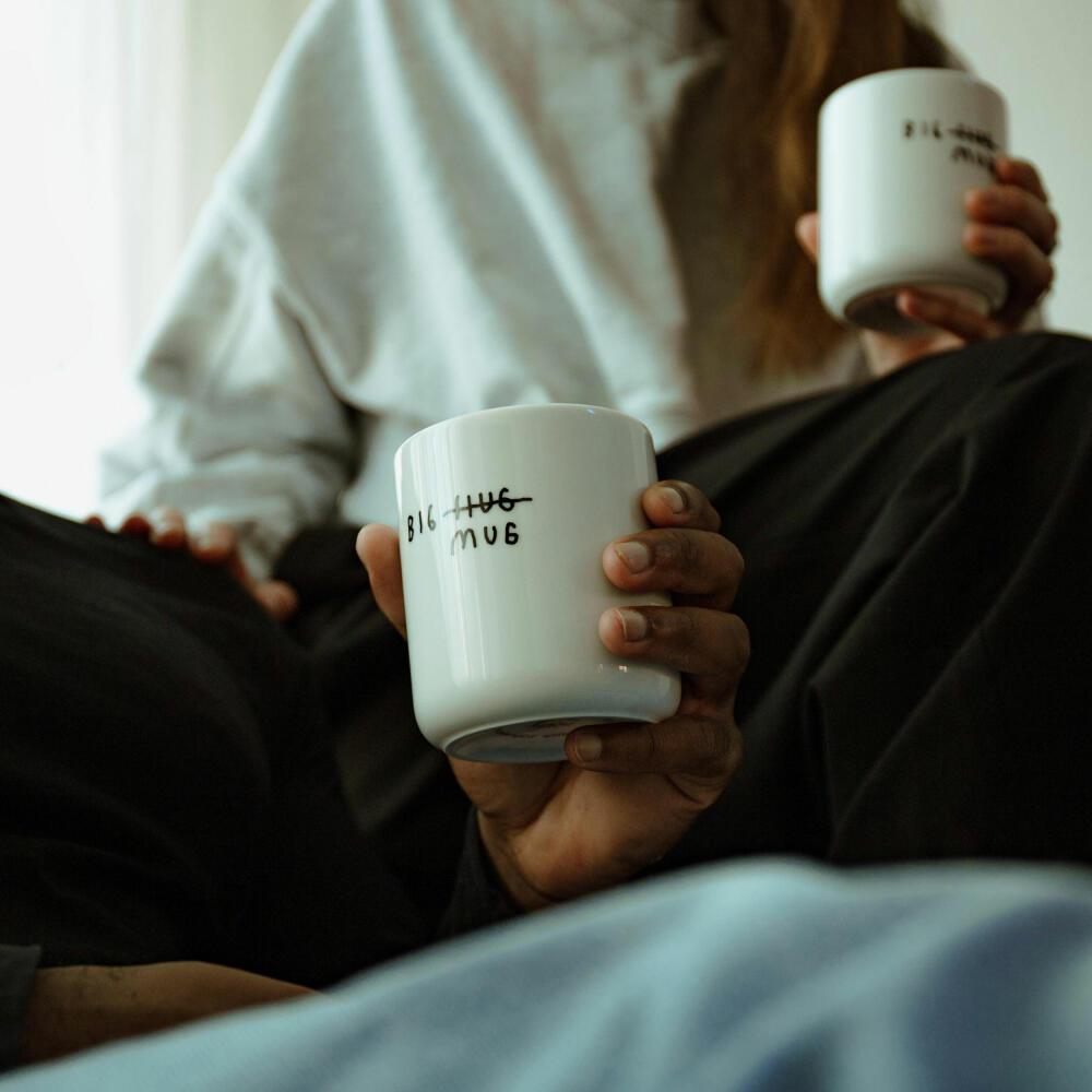 Donkey Products Big Hug Mug, Cozy Collection, Johanna Schwarzer, Tasse, Becher, Porzellan, 370 ml, Weiß, 700005