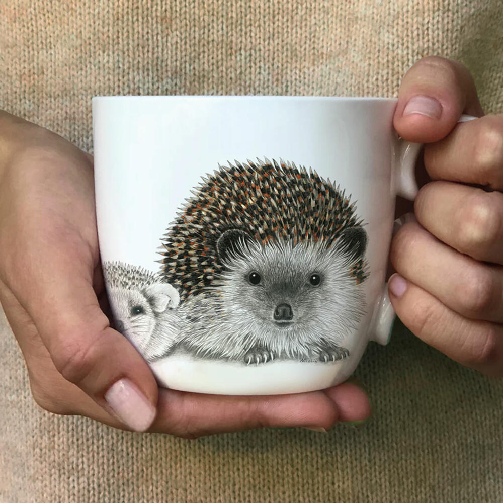 Charlotte Nicolin Mug Henrys Family, Cup, Hedgehog, Fine Bone China, Colorful, 415 ml, MU7502