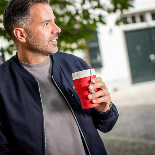 Koziol Thermo Mug Iso To Go, Insulated Mug, Plastic-Wood Mix, Organic Red, 400 ml, 7001676