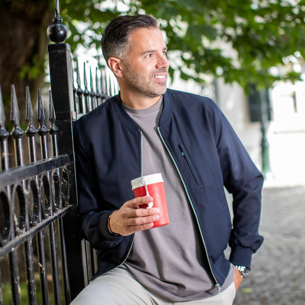 Koziol Thermo Mug Iso To Go, Insulated Mug, Plastic-Wood Mix, Organic Red, 400 ml, 7001676